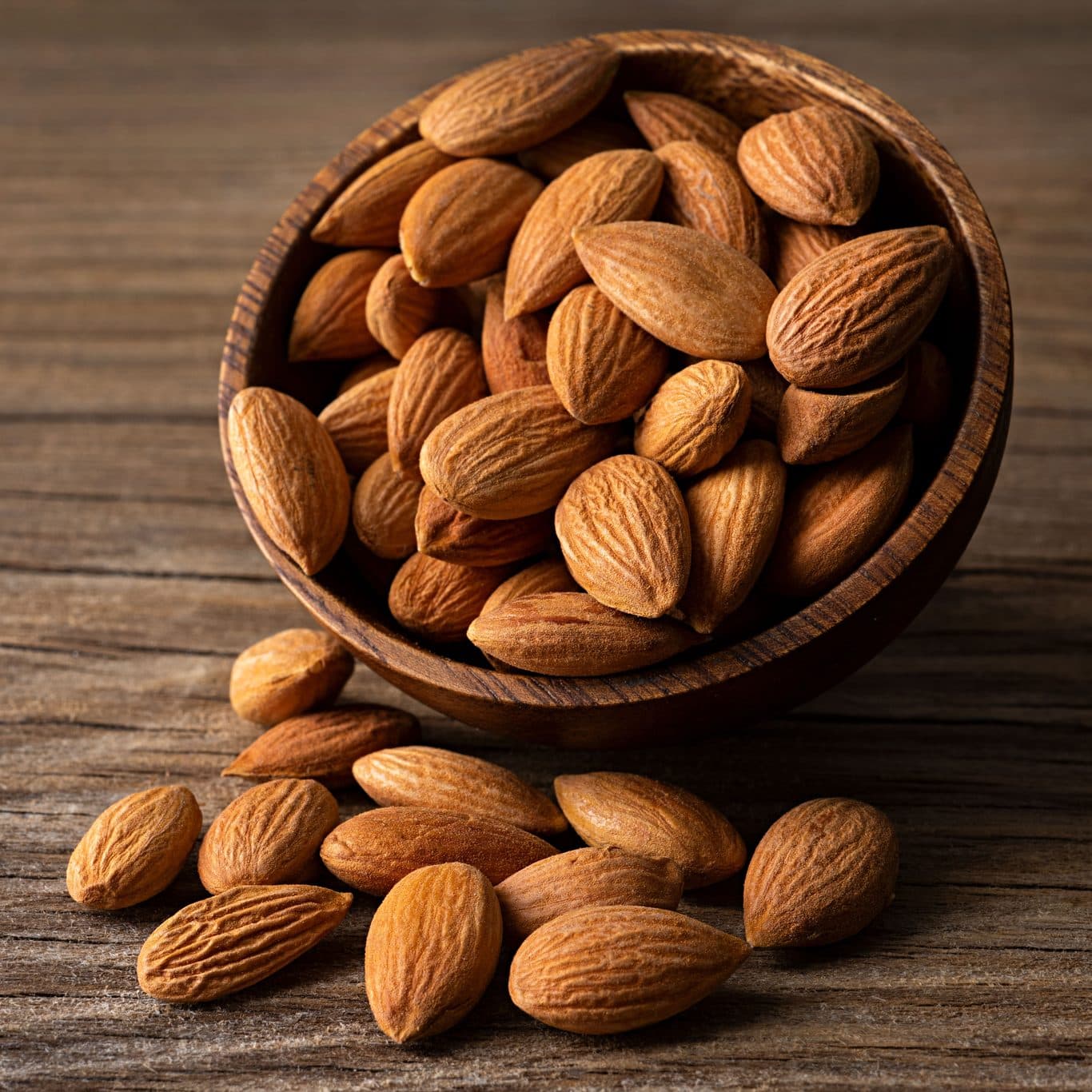 Premium California Almonds – Fresh, Crunchy & Nutrient-Rich Badam