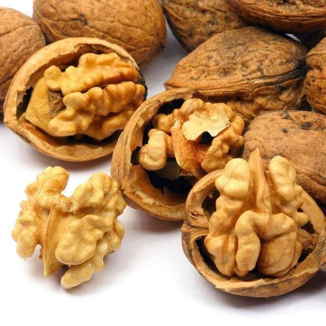 Premium California Walnuts – Fresh, Crunchy & Nutrient-Rich